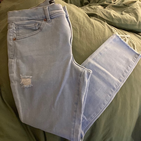Express skinny mid rise jeans size 12 short